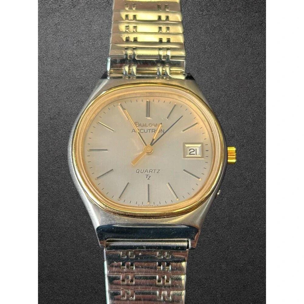 Vintage 1977 Bulova Accutron Quartz TZ Watch Two-Tone Date Champagne For Parts